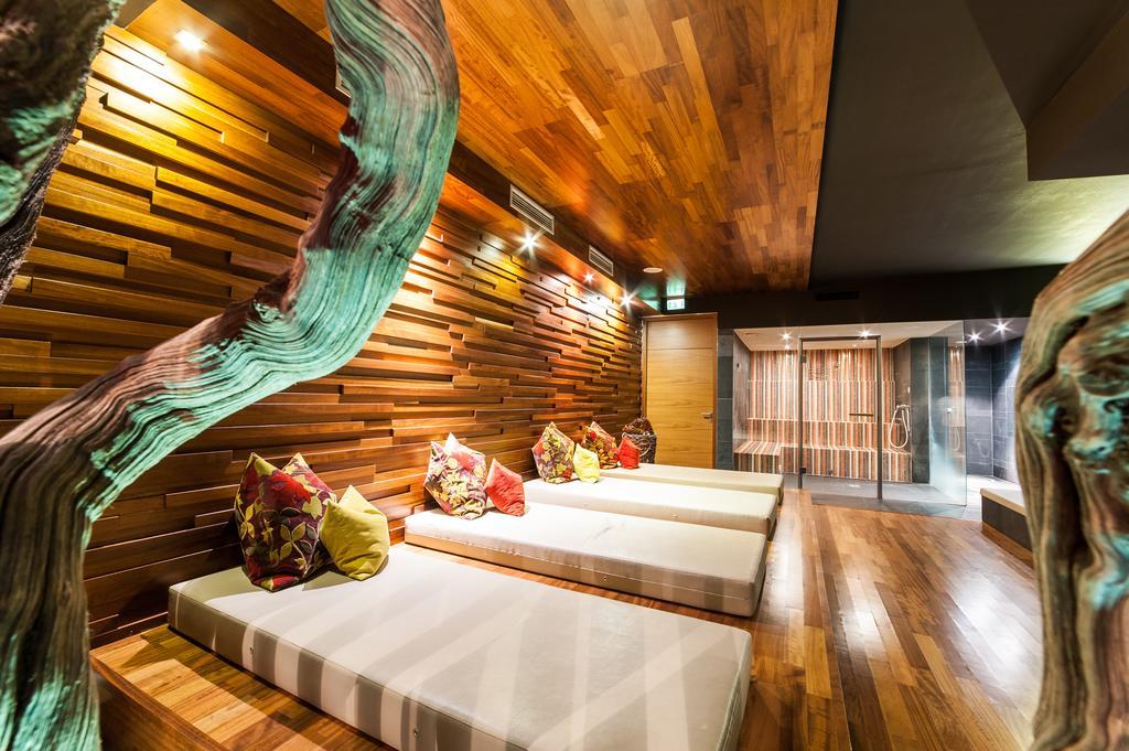 Living Max Hotel Zell am See Eksteriør billede