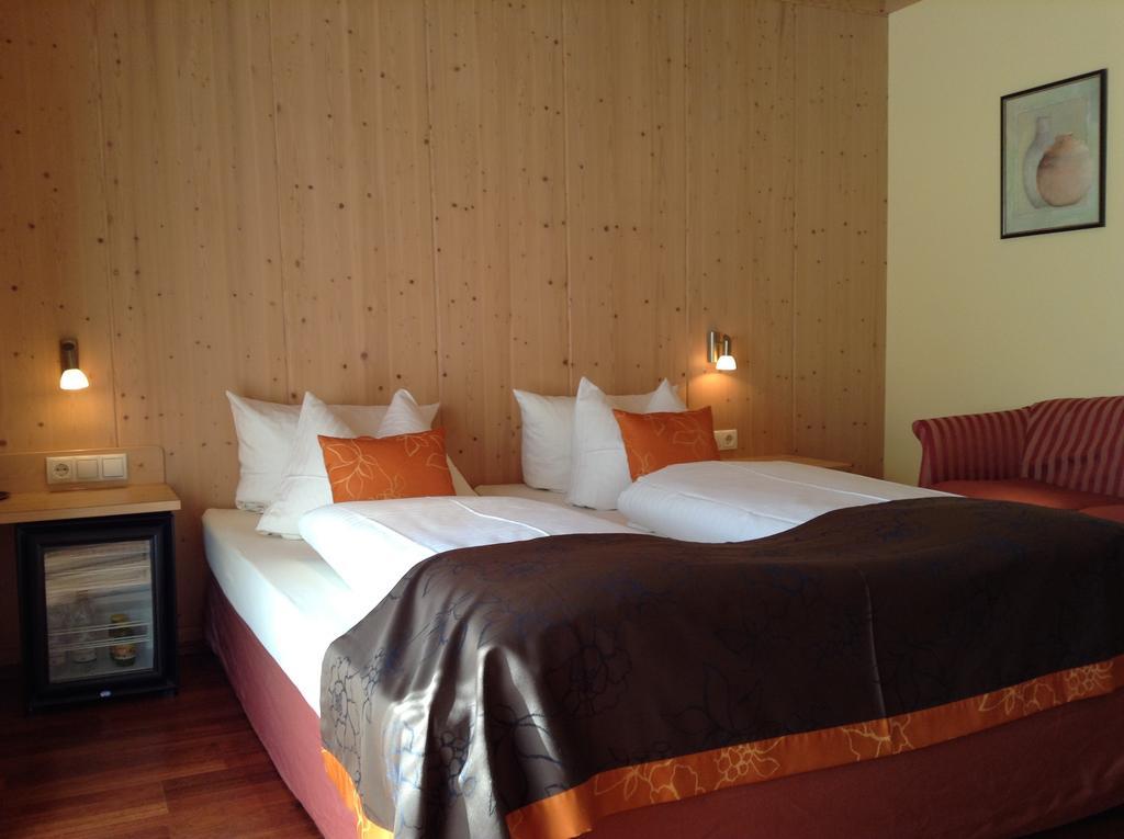 Living Max Hotel Zell am See Eksteriør billede